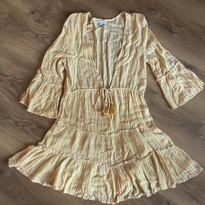 NWOT. Adorable Boho XS flowy dress/cover up.